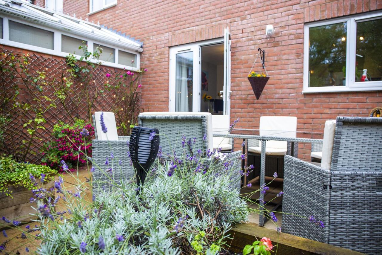 Beautiful House In Stratford Upon Avon Villa Exterior photo