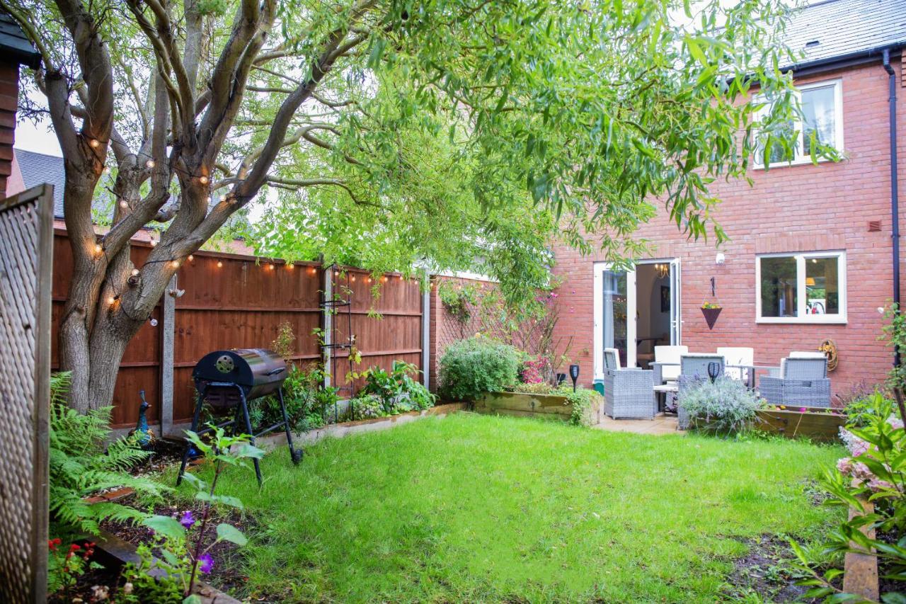 Beautiful House In Stratford Upon Avon Villa Exterior photo